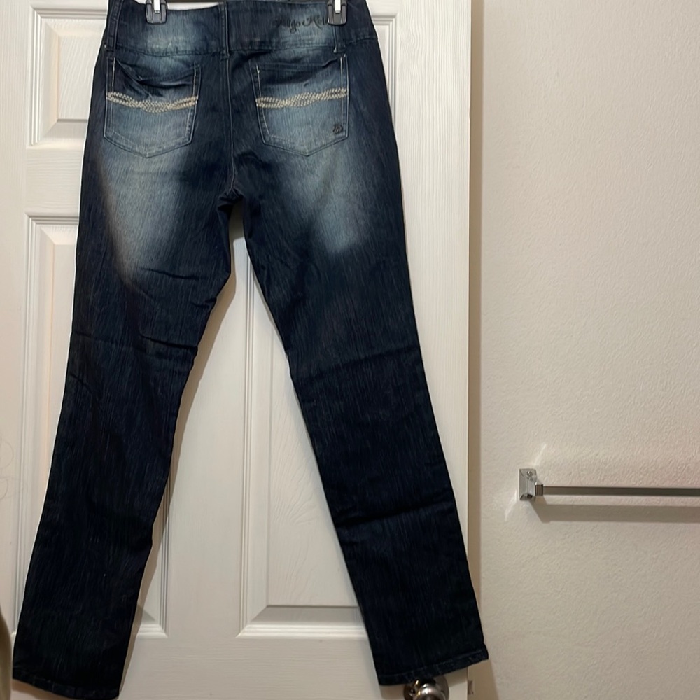 Skinny jeans size 13 juniors - Picture 2 of 5